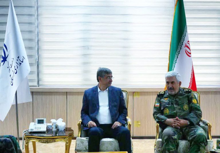 ارتش به عنوان یک نیروی مردمی و انقلابی پشتوانه محکمی برای نظام بوده