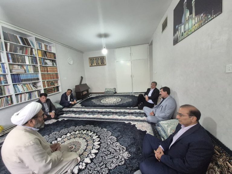 استاندار لرستان در دیدار با امام‌جمعه کوهدشت: کوهدشت نیازمند تحولی بنیادین است