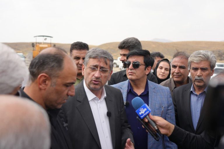استاندار لرستان خبر داد: تکمیل محور الیگودرز به داران تا ۲ ماه آینده/ کارخانه هزارتنی کیک و کلوچه افتتاح می شود