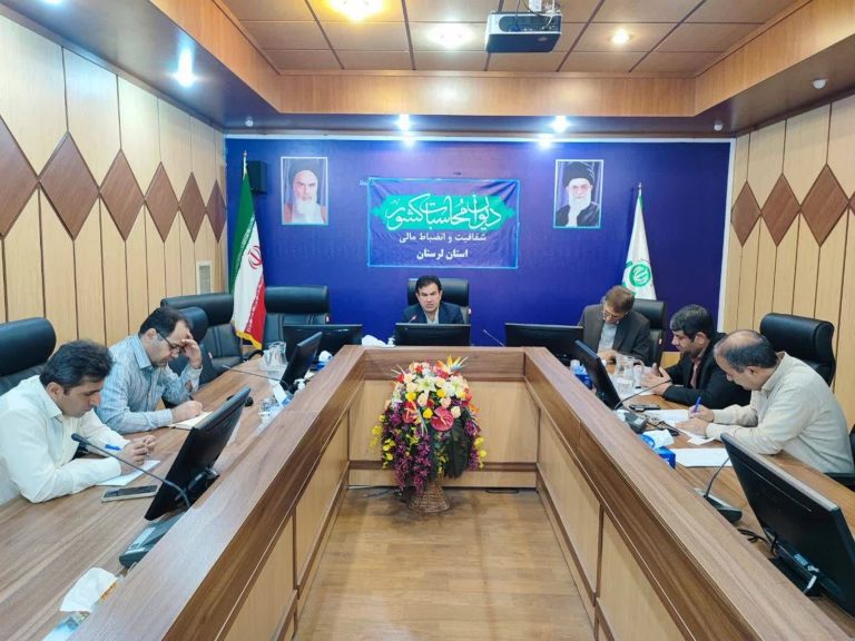 مدیرکل دیوان محاسبات استان :       عدم جذب مبلغ ۱۶۷۸ میلیارد تومان مانده حساب سایر منابع و اعتبارات تملک دارائیهای سرمایه ای انتقالی از سال قبل دستگاههای اجرایی استان لرستان تا پایان مرداد ماه ۱۴۰۴ 