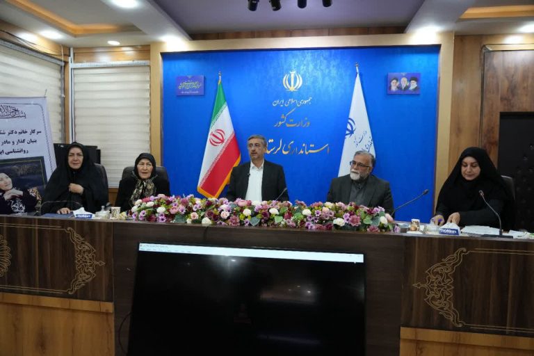 رییس شبکه سازمان های غیردولتی زنان کشور:  تجارب و خوشنامی استاندار لرستان در کشور شناخته شده است 