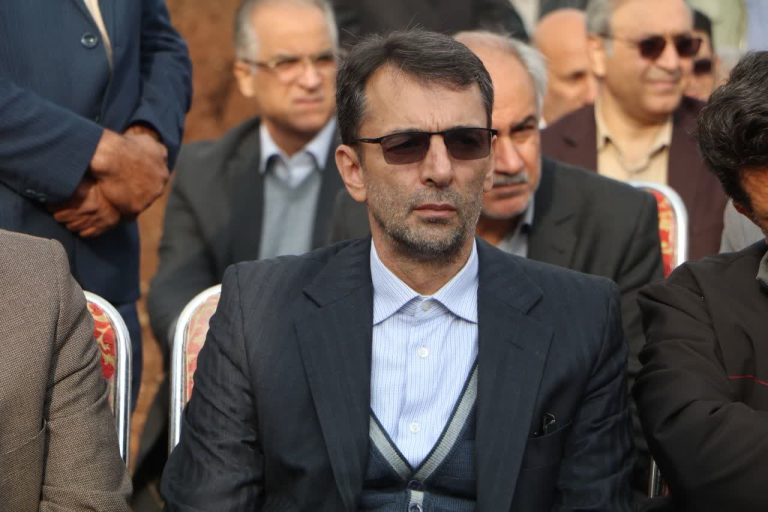 رییس سازمان امور اراضی کشور؛بازگشت ۶۰ هزار هکتار زمین به کشاورزان لرستانی 