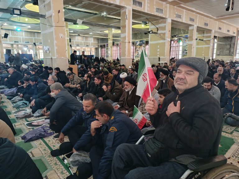 📸مراسم گرامیداشت یوم الله حماسه نه دی با حضور مردم ومسئولین در مصلی الغدیر خرم آباد