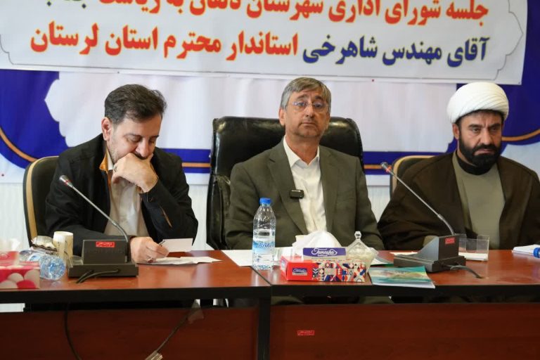 استاندار لرستان ؛اگر سرمایه گذاران بروند ،من مسببان را نخواهم بخشید